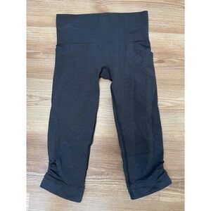 Lululemon Athletica In The Flow Crop Leggings Heathered Black Size 4